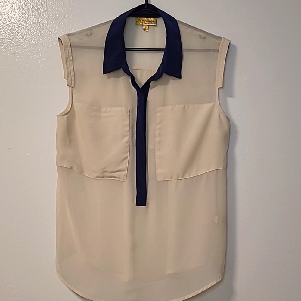 Vera Wang Princess - Size Large -   collared top